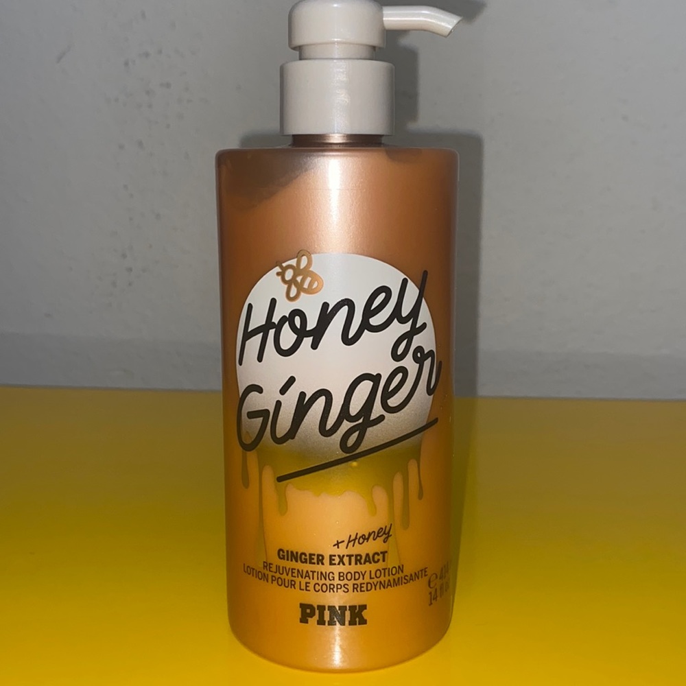 PINK Victoria’s Secret Honey Ginger Lotion
